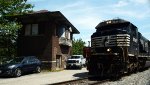 NS yard job E19 passes X Tower, which, in days of old, controlled the crossing of the N&W and the Southern